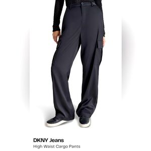 NWT DKNY high rise satin cargo pants- sz 2